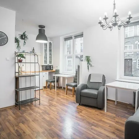 Apartament Piano Old Town Ogarna